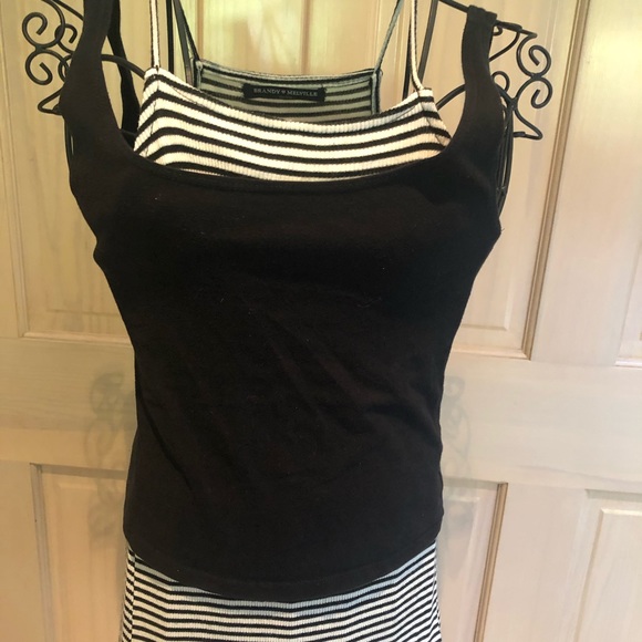BRANDY MELVILLE TANK TOP BLACK - Picture 2 of 5